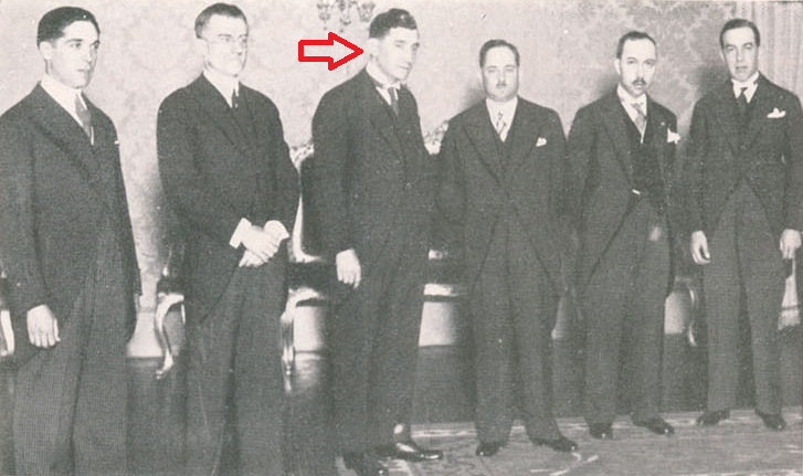 Файл:Nte o Presidente Carmona no Palácio.png