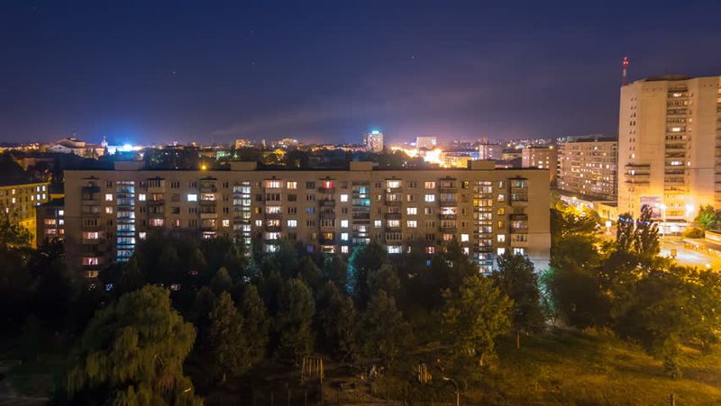 Файл:Чернігів в ночі.jpg