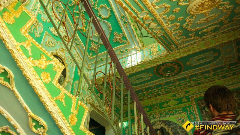 Файл:ВІКТОРІАНСЬКИЙ ПІД'ЇЗД НА ТРОЄЩИНІ3.jpg