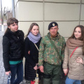 Арсен та шанувальниці