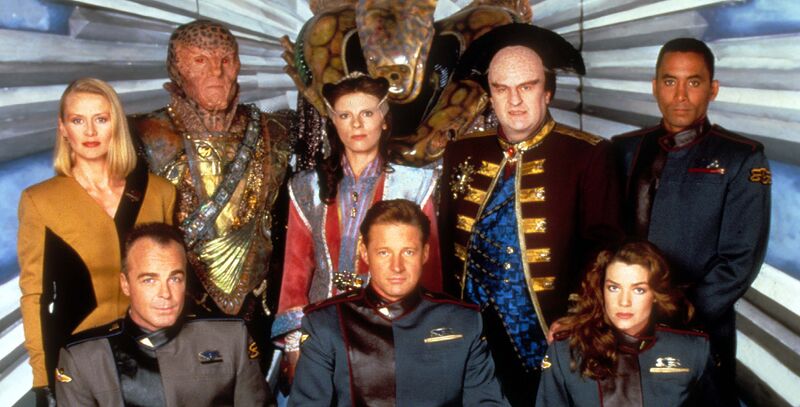 Файл:Babylon 5 crew.jpg