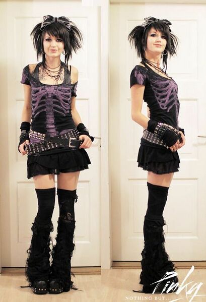 Файл:Emo girl.jpg