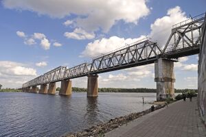 Петрівський міст.jpg