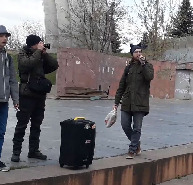 Файл:Аніме-хода-2019-апаратура.jpg